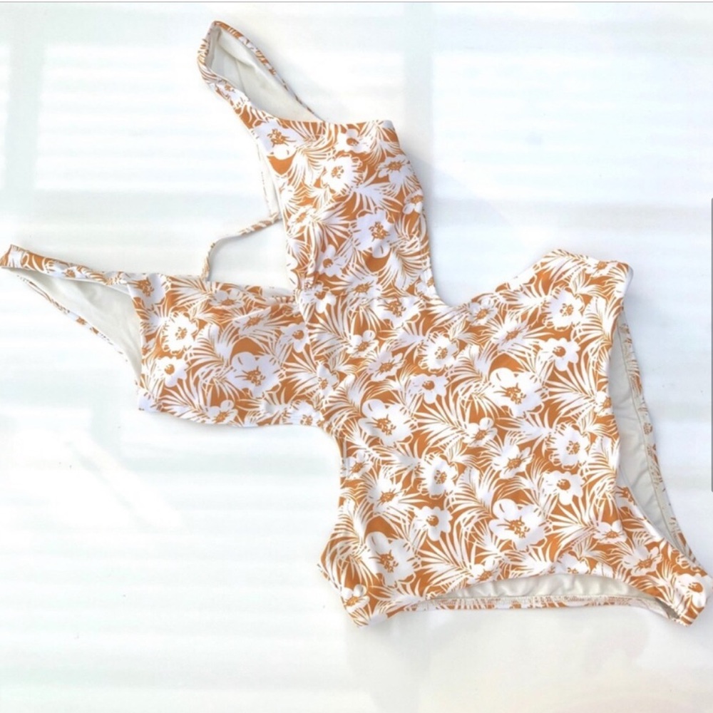 Lspace Monoco NWT one piece size 10